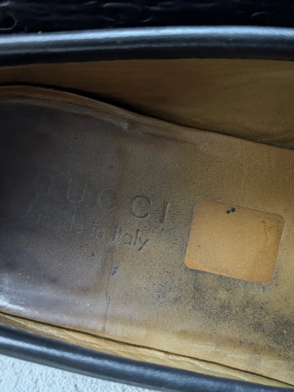Gucci Black Leather Horsebit Loafers - Designer Embossed Men 9 42 Monogram